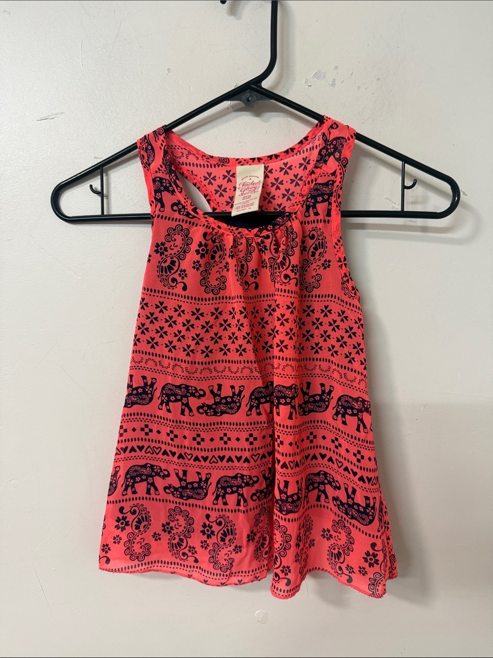 Faded Glory Coral Pink Tank Top with Navy Elephant Print Y2K